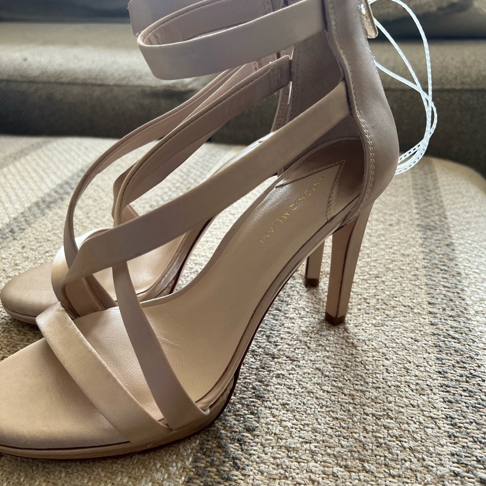 Antonio Melani heels